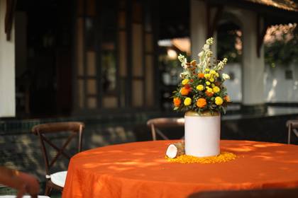Tablescape and Floral detail — Welcome Lunch decor — Alila Diwa Goa